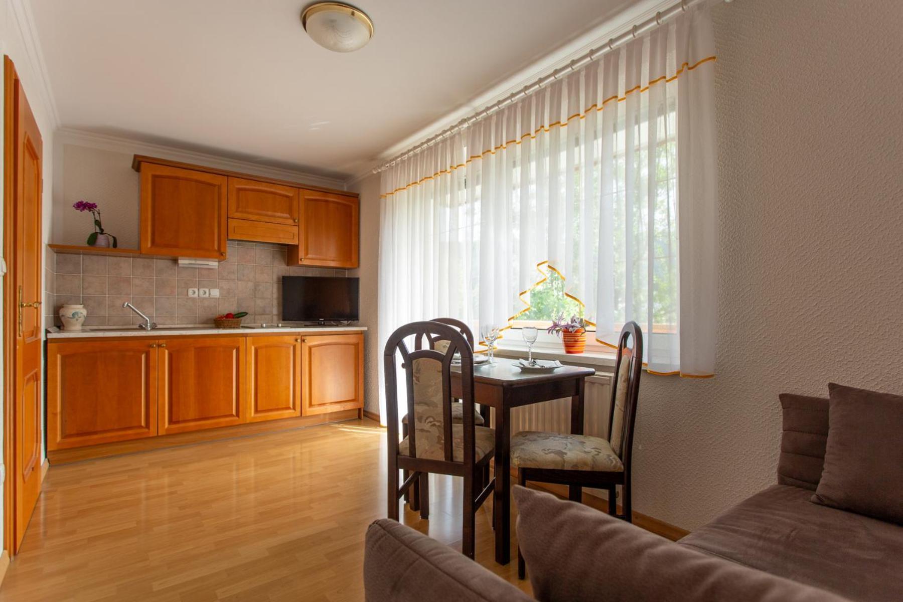 Gostisce Pri Dveh Petelinih Hotel Bled Luaran gambar