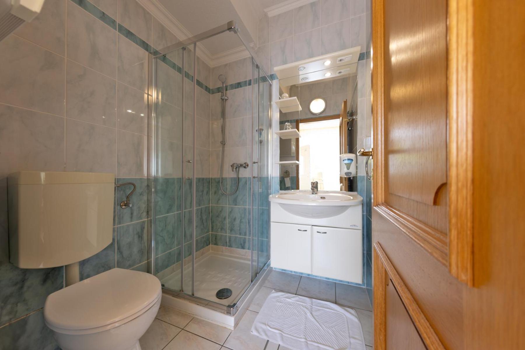 Gostisce Pri Dveh Petelinih Hotel Bled Luaran gambar