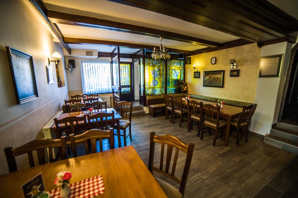 Gostisce Pri Dveh Petelinih Hotel Bled Luaran gambar
