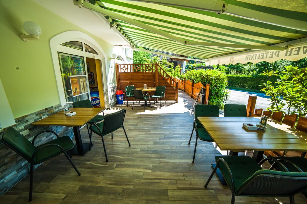Gostisce Pri Dveh Petelinih Hotel Bled Luaran gambar
