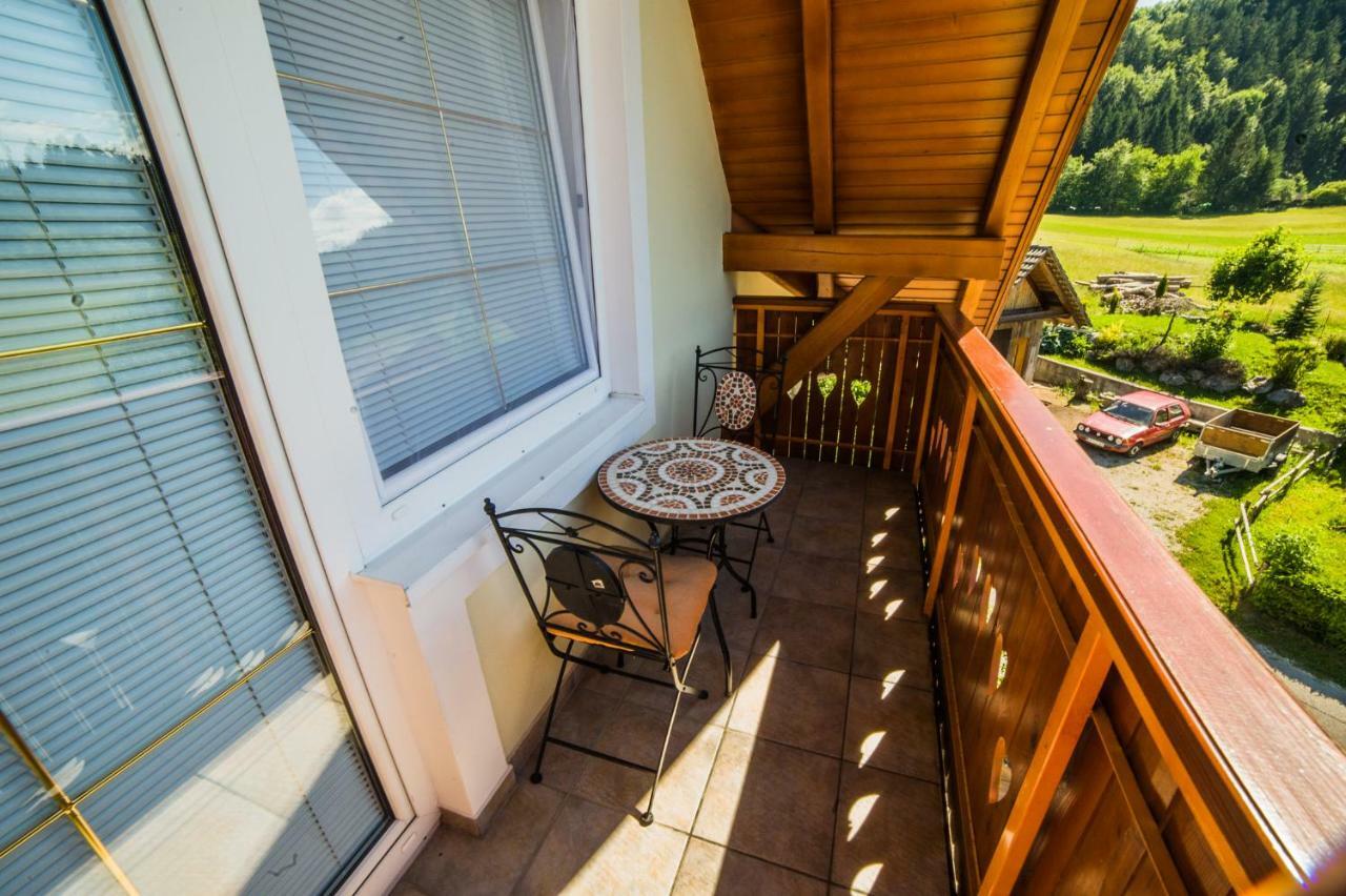 Gostisce Pri Dveh Petelinih Hotel Bled Luaran gambar